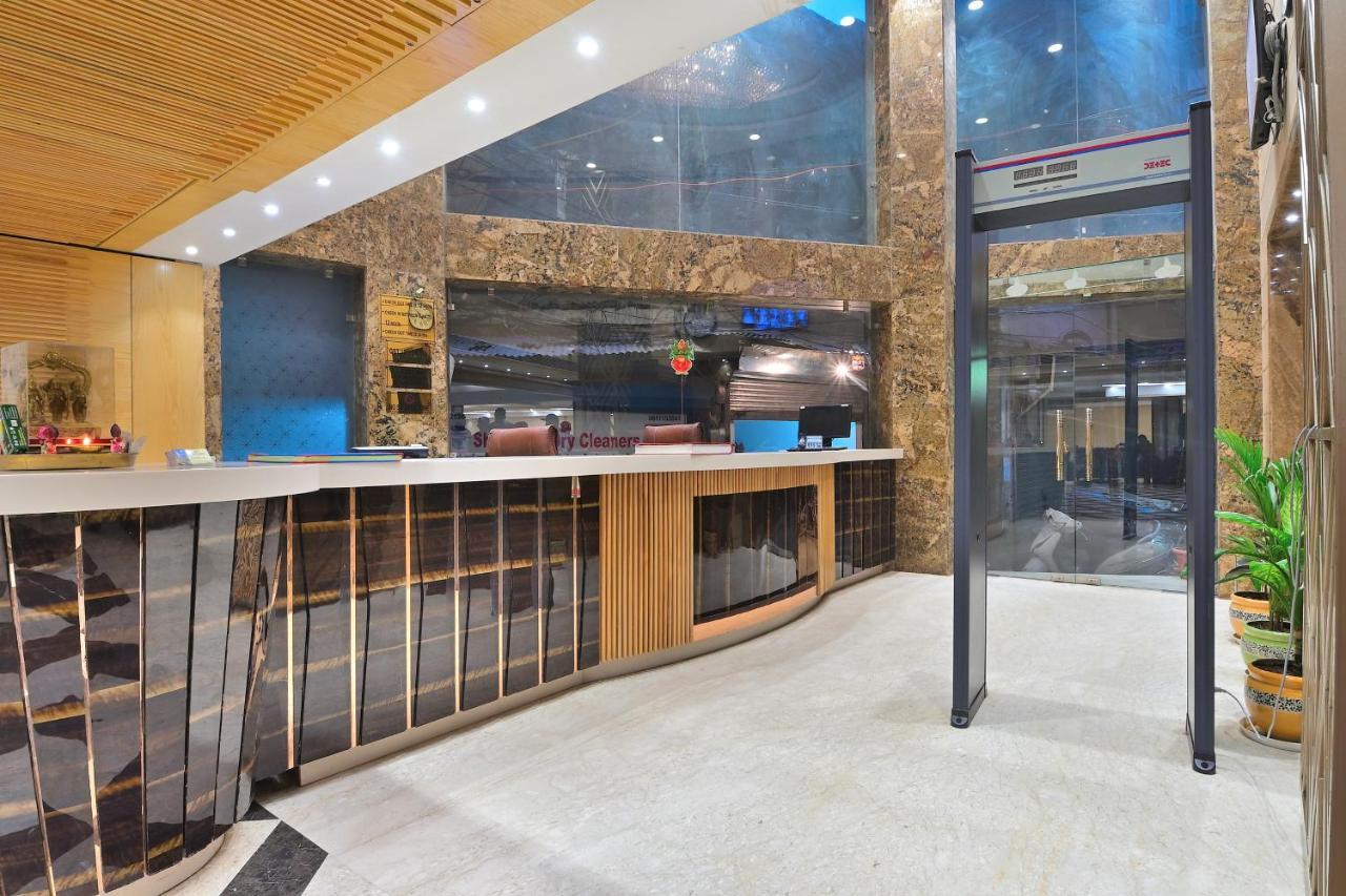 Hotel Vanson Delite - Railway Station